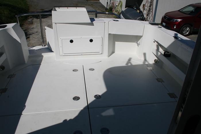 Used 2005 Ocean Sport Roamer 30' #9