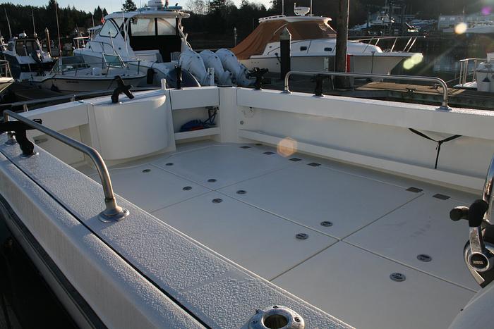 Used 2015 Ocean Sport Roamer 35'