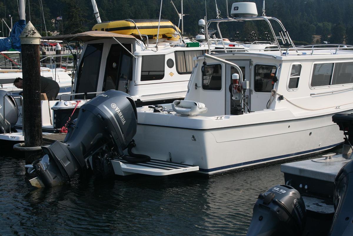 Used 2001 SeaSport 2400 Explorer