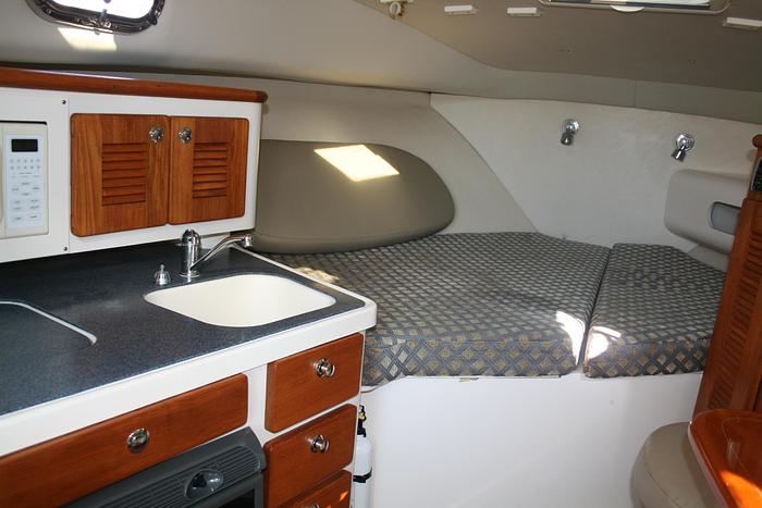 Used 2005 Pursuit 3370 Offshore