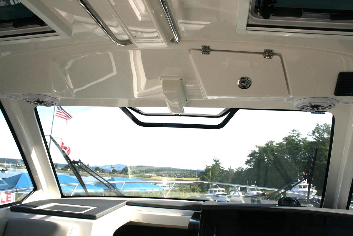 2026 Pursuit OS 325 Offshore