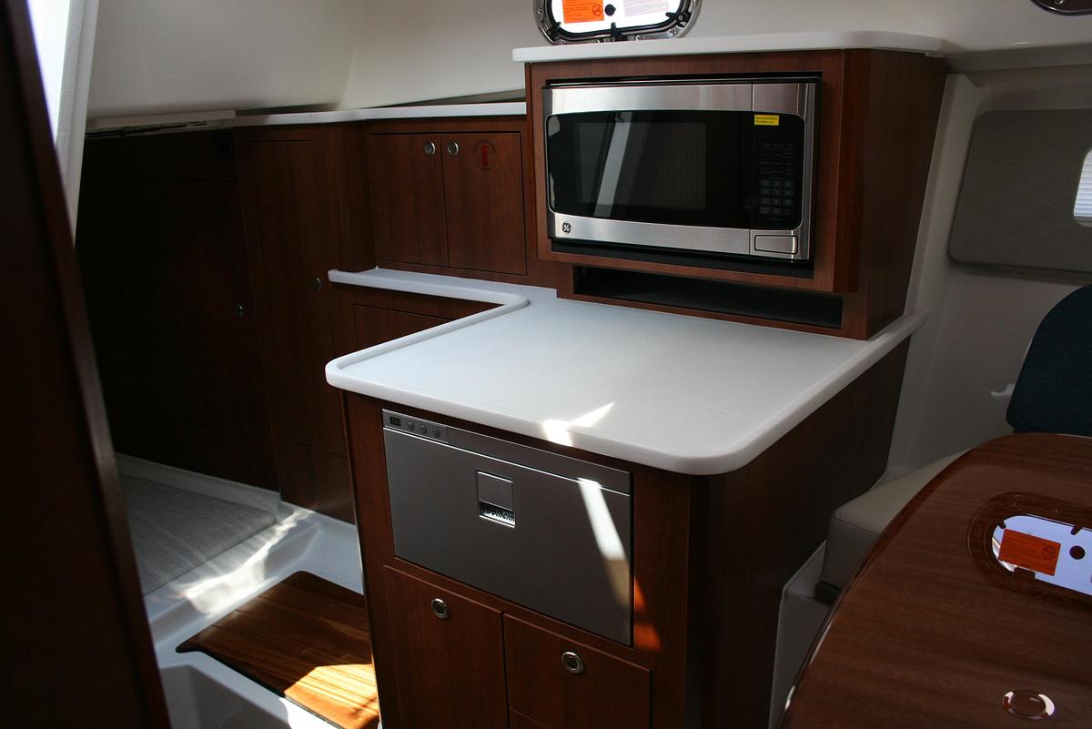 2025 Pursuit OS 325 Offshore