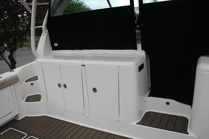 Used 2017 Pursuit OS 385 Offshore