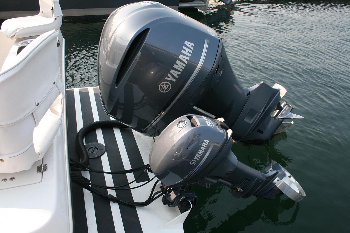 Used 2001 SeaSport 2400 Explorer