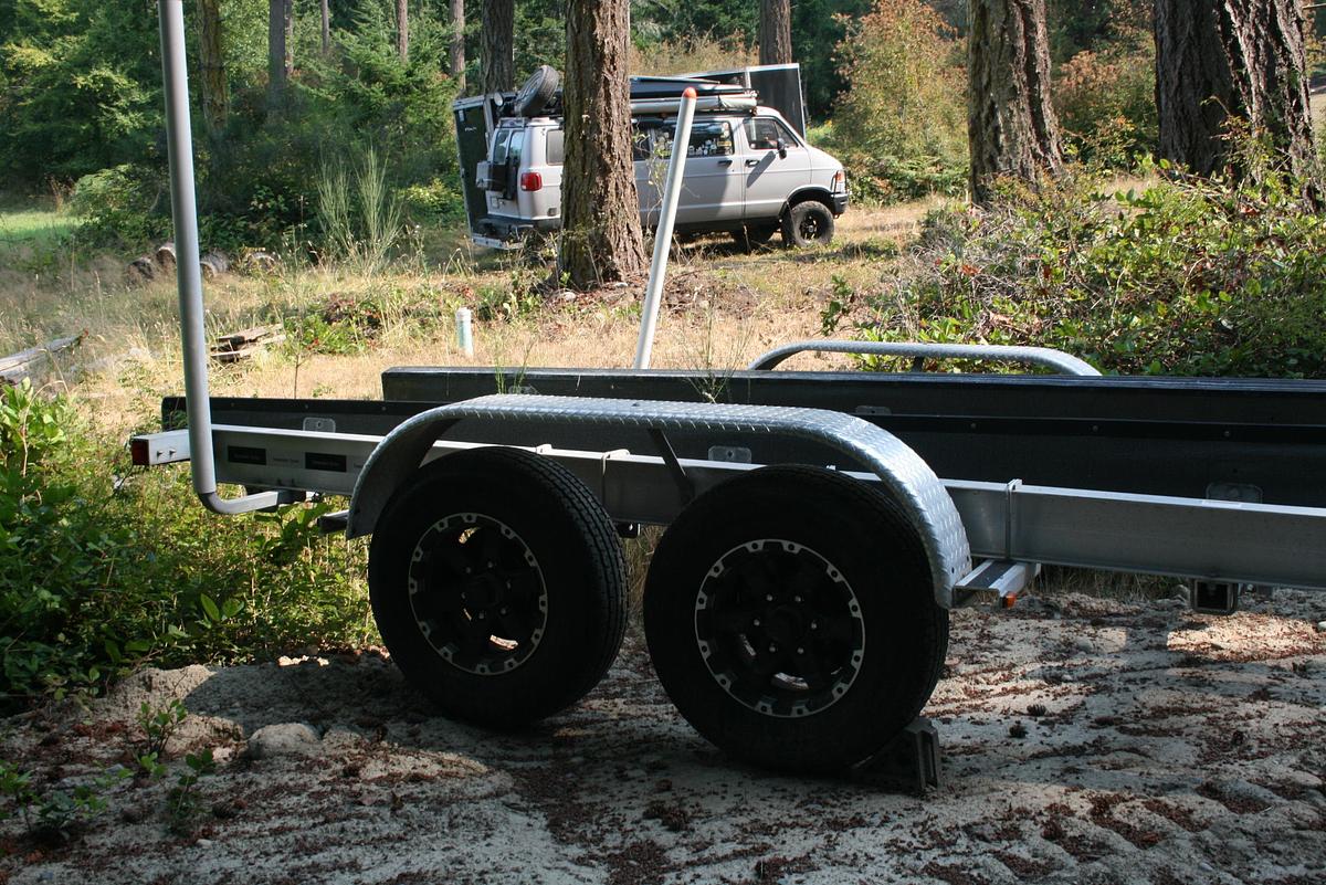 Used 2001 SeaSport 2400 Explorer