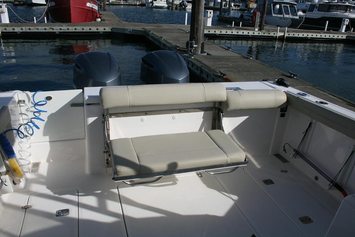 Used 2016 Pursuit OS 325 Offshore