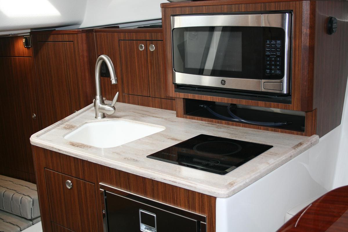 Used 2021 Pursuit OS 325 Offshore