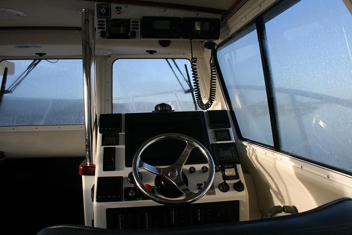 Used 2015 Ocean Sport Roamer 35'