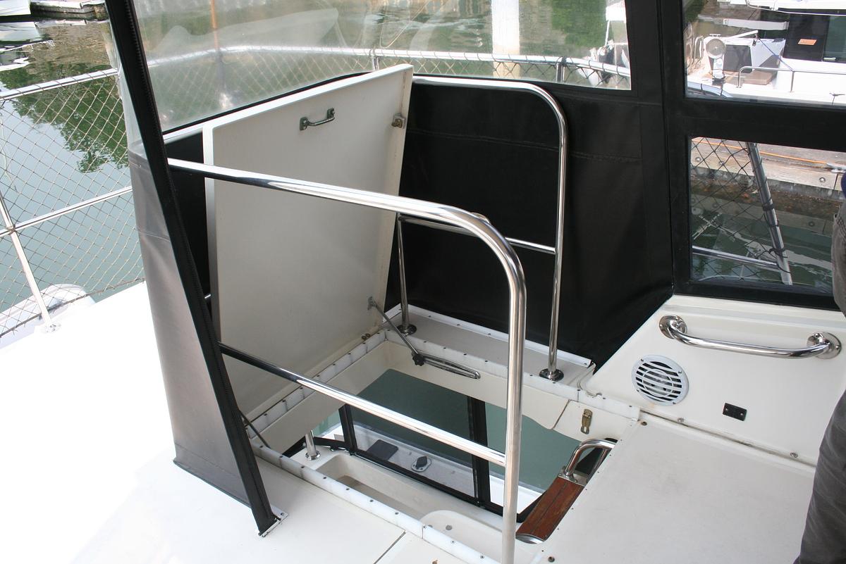 Used 1989 Silverton 34 C