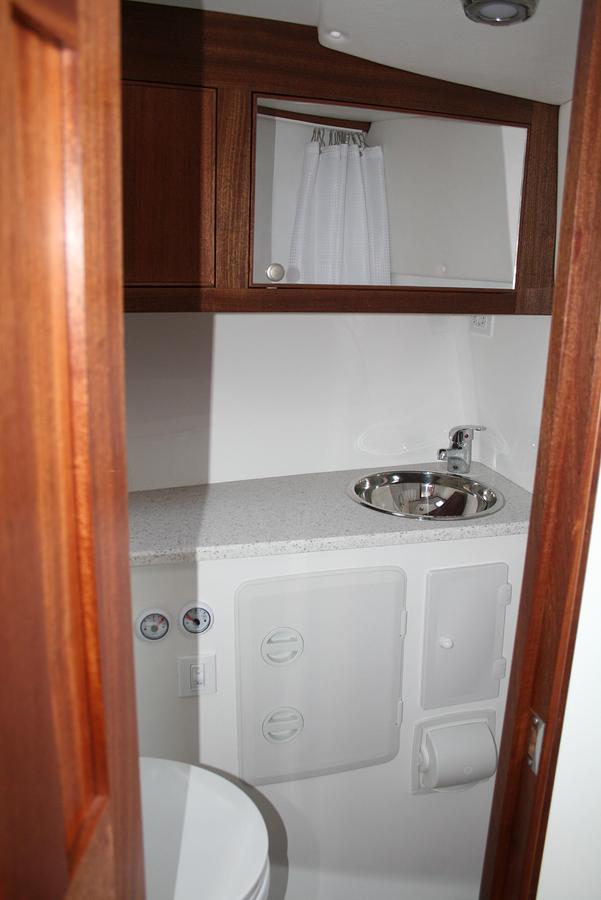 Used 2027 Ocean Sport Roamer 30 #141