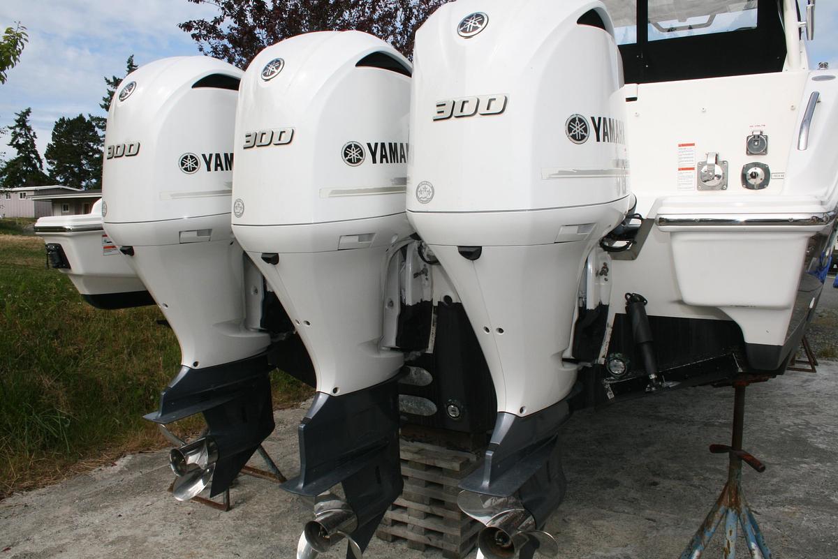 Used 2021 Pursuit OS 355 Offshore