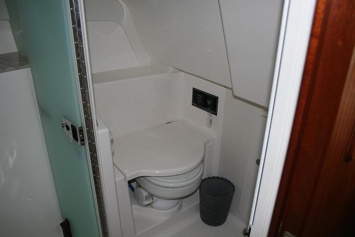 Used 2017 Pursuit OS 385 Offshore