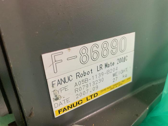 Used 2007 FANUC LR MATE 200iC