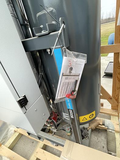 Used ATLAS COPCO MODEL BD250 DESSICANT COMPRESSED AIR DRYER-NEVER USED