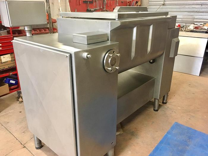 D'occasion Mélangeur 300 L ARBRE A PALE VENDU