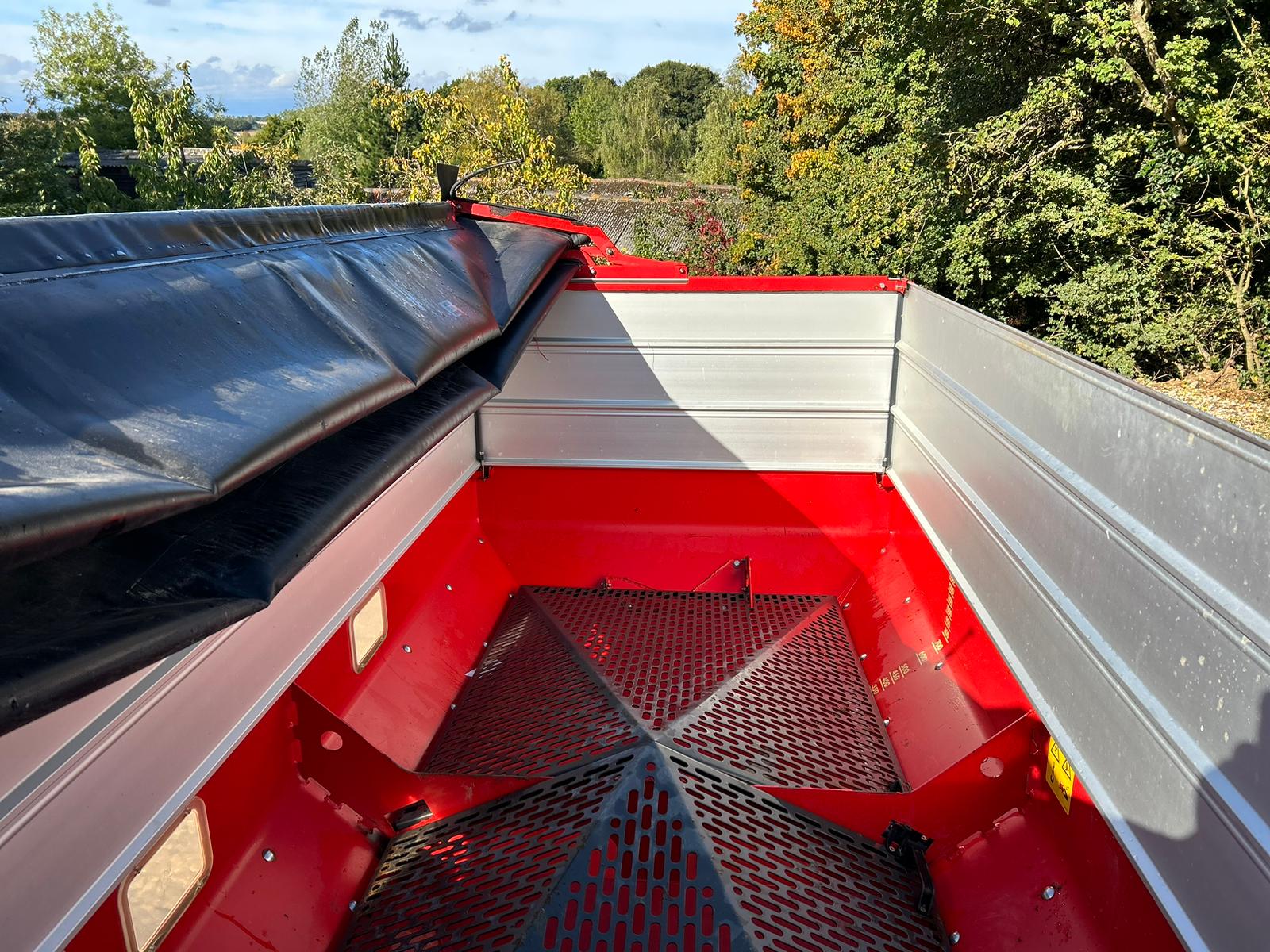 Used Vicon Rota Flow RO-EDW Fertiliser Spreader