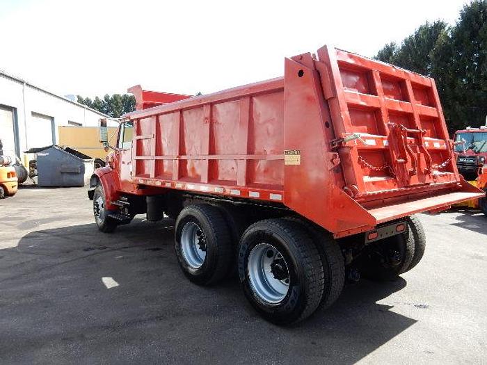 Used 2001 International 4900