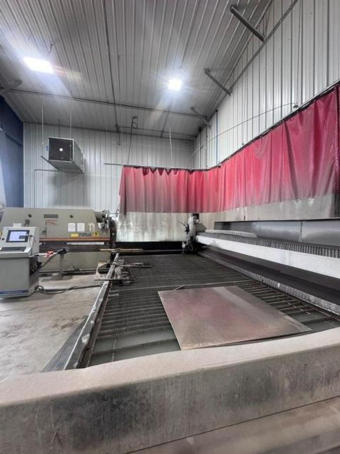 Used A&V Waterjet 6' x 12' Table