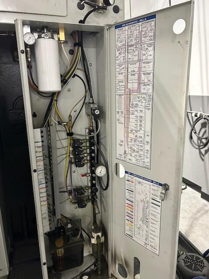 Used Haas DM-1 CNC Vertical Machining Center