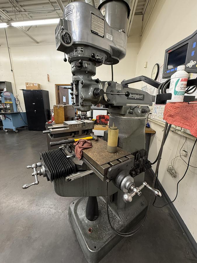 Used Bridgeport Series I Vertical Knee Mill