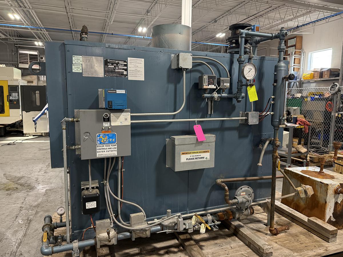 Used RITE 120S NATURAL GAS LOW PRESSURE STEAM BOILER — 1,200,000 BTU/HR (28 HP)