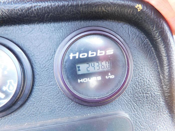 Used Lowry L220XD 22,000Lbs with Hydraulic Rigging Boom