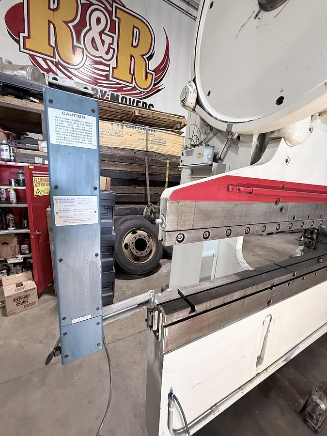 Used Cincinnati 90-10 Press Brake