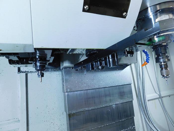 Used *LOW HOURS* 2017 Neway VM1103S CNC Vertical Machining Center