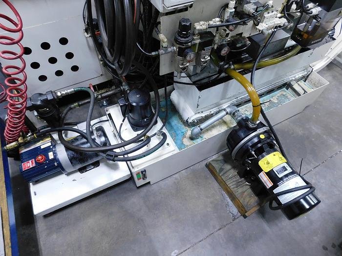 Used Fanuc Robodrill a-T14ie CNC Vertical Machining Center Pallet Shuttle