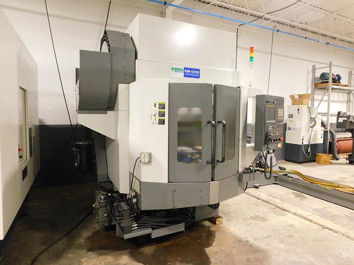Used KIRA KDM43VCD Twin Pallet CNC Vertical Machining Center Fanuc