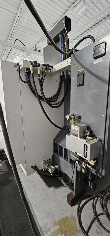 Used YCM XV1020 CNC Vertical Machining Center