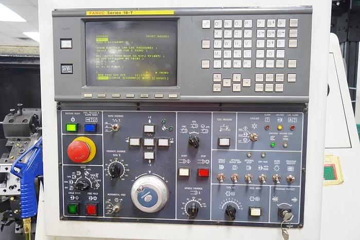 Used Daewoo Puma 200C CNC Turning Center