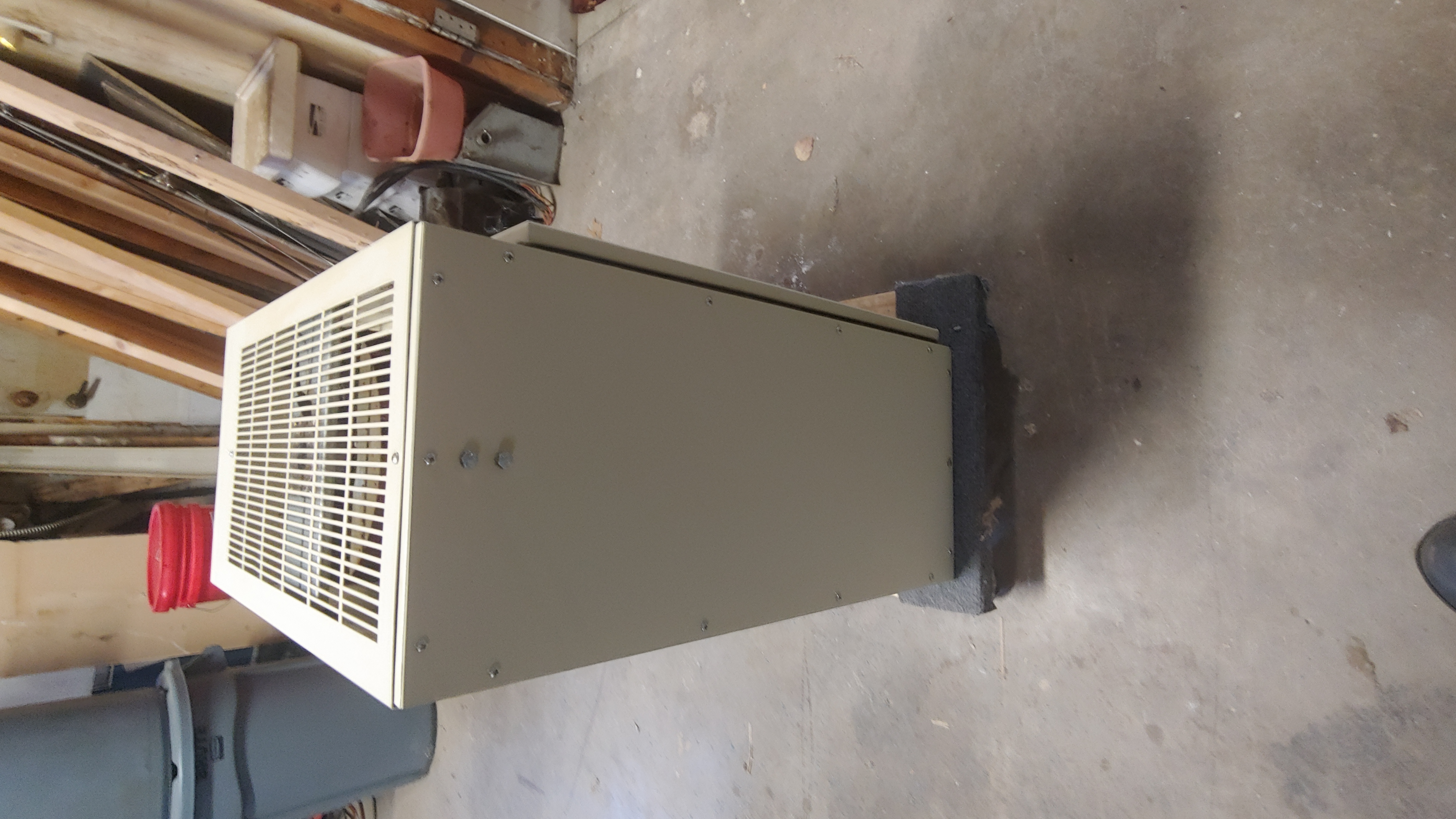 Used MistBuster 850 Air Filteration System