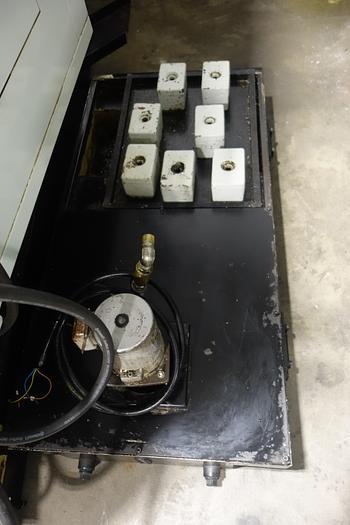 Used Hurco VM2 CNC Vertical Machining Center