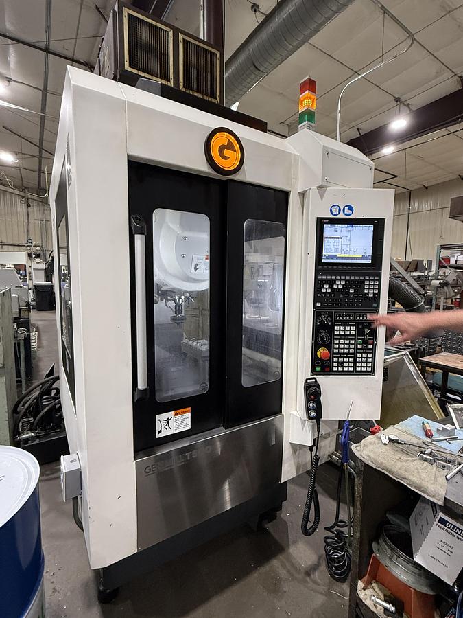 Used Ganesh Gen Mill T500 CNC Drilling & Tapping Machine