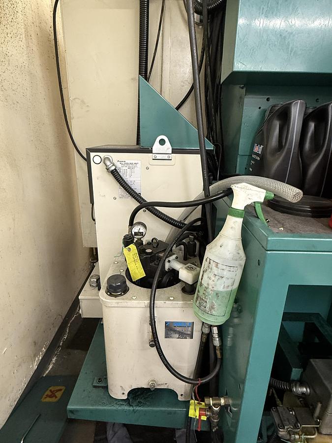 Used Matsuura MC600-VF Vertical Machining Centert