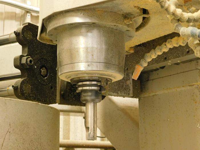 Used MILLTRONICS BR60IL CNC Bridgemill