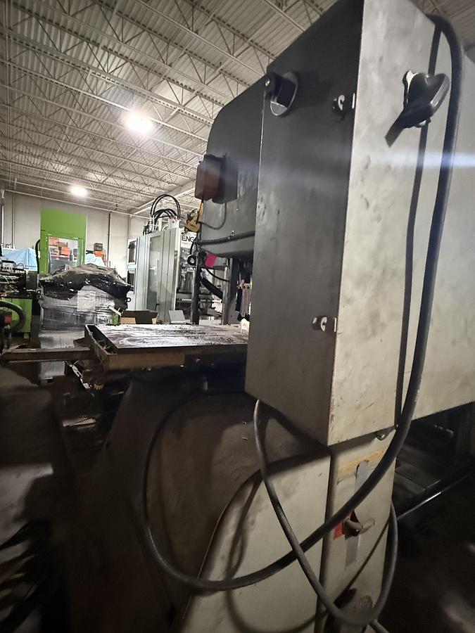 Used DoAll 2012-1AC, 20" Vertical Band Saw