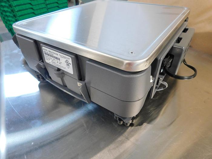 Used Avery Weigh-Tronix Bench Top Digital Scale