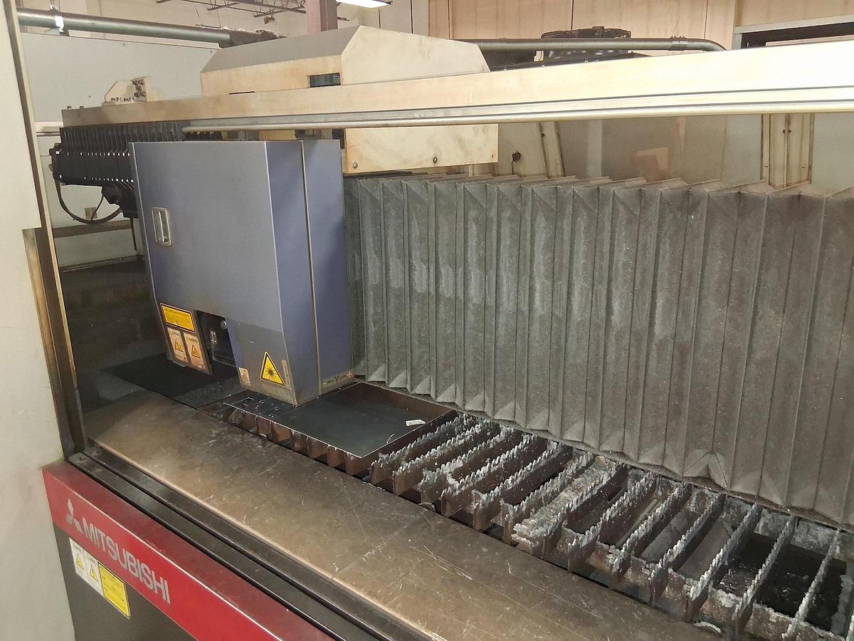 Used Mitsubishi #ML3015LV-Plus-II, Co2 CNC laser, 4000 watt, 5' x 10', chiller unit, dust collector