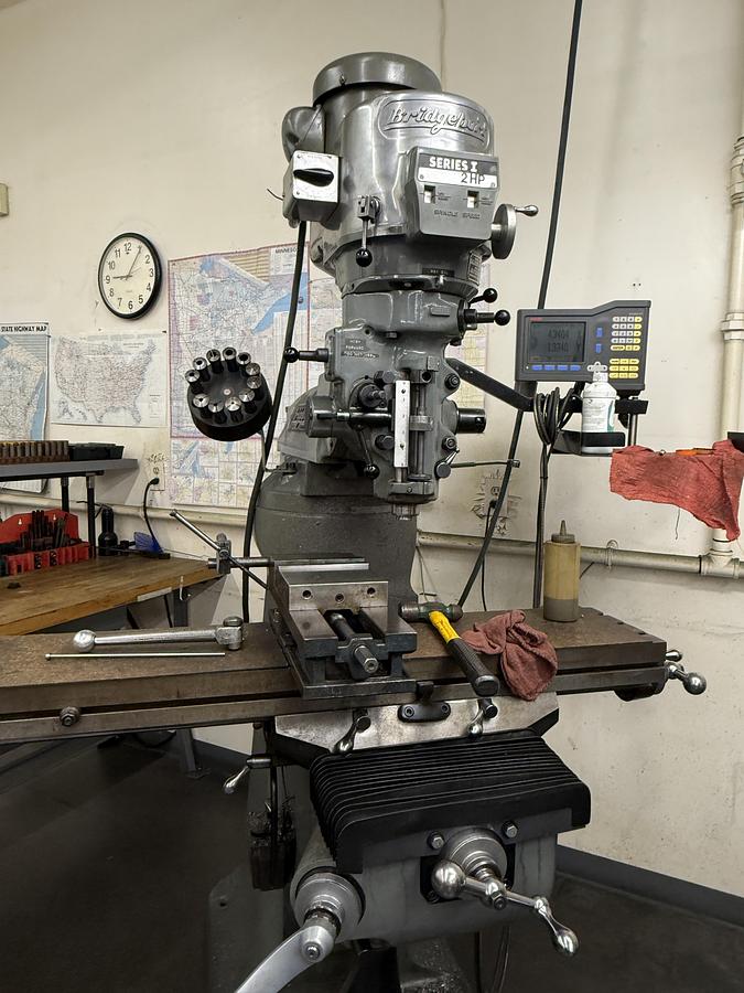 Used Bridgeport Series I Vertical Knee Mill