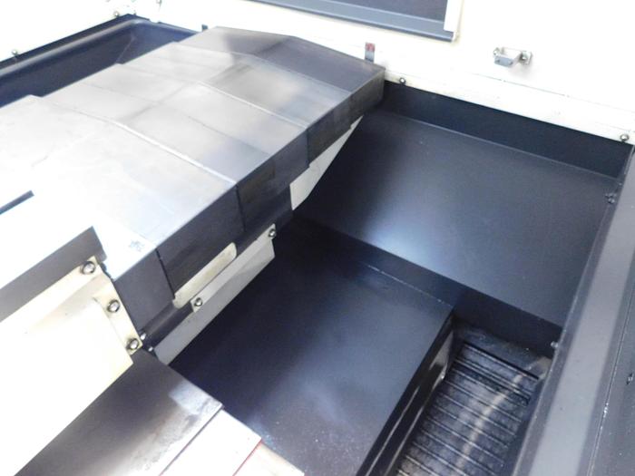 Used Hyundai Wia F650-PLUS CNC VMC 