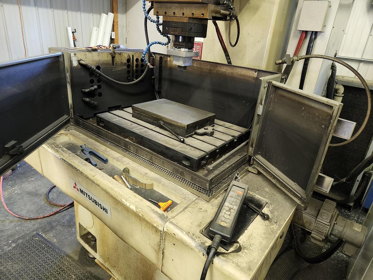 Used Mitsubishi EDM Type M35K