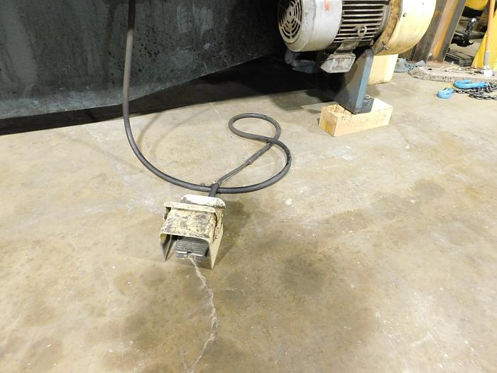 Used 3/16"x10' AMADA M3045 Mechanical Shear