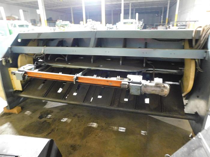 Used 3/16"x10' AMADA M3045 Mechanical Shear