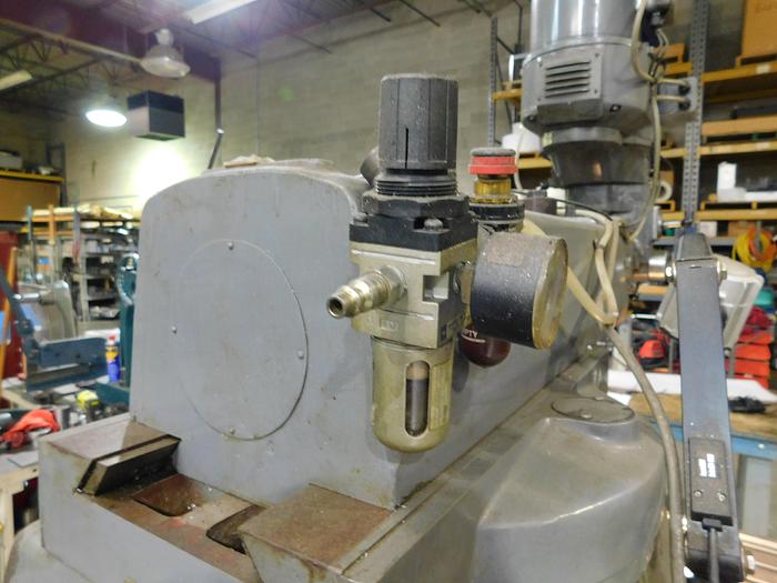 Used Sharp LMV50 Knee Mill Acu-Rite Control