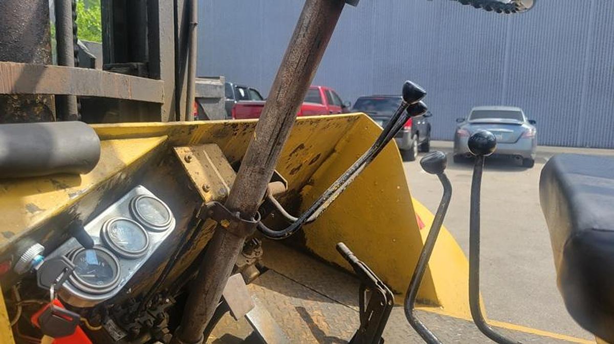 Used Hyster 20,000 lb Forklift 
