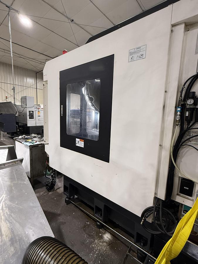 Used Ganesh Gen Mill T500 CNC Drilling & Tapping Machine