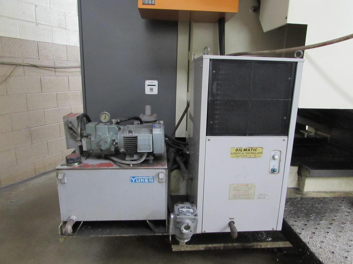 Used LeBlond Makino FNC128-A30 CNC Vertical Machining Center