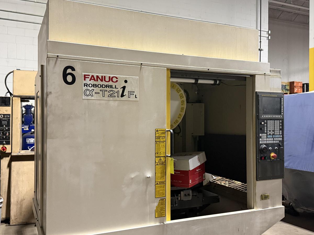 Used Fanuc A-T21iFL Robodrill Drill & Tapping Machine, 2007